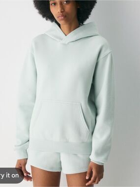ARITZIA PERFECT FIT COZY FLEECE AQUAMARINE GREEN HOODIE SWEATSHIRT NEW SMALL
